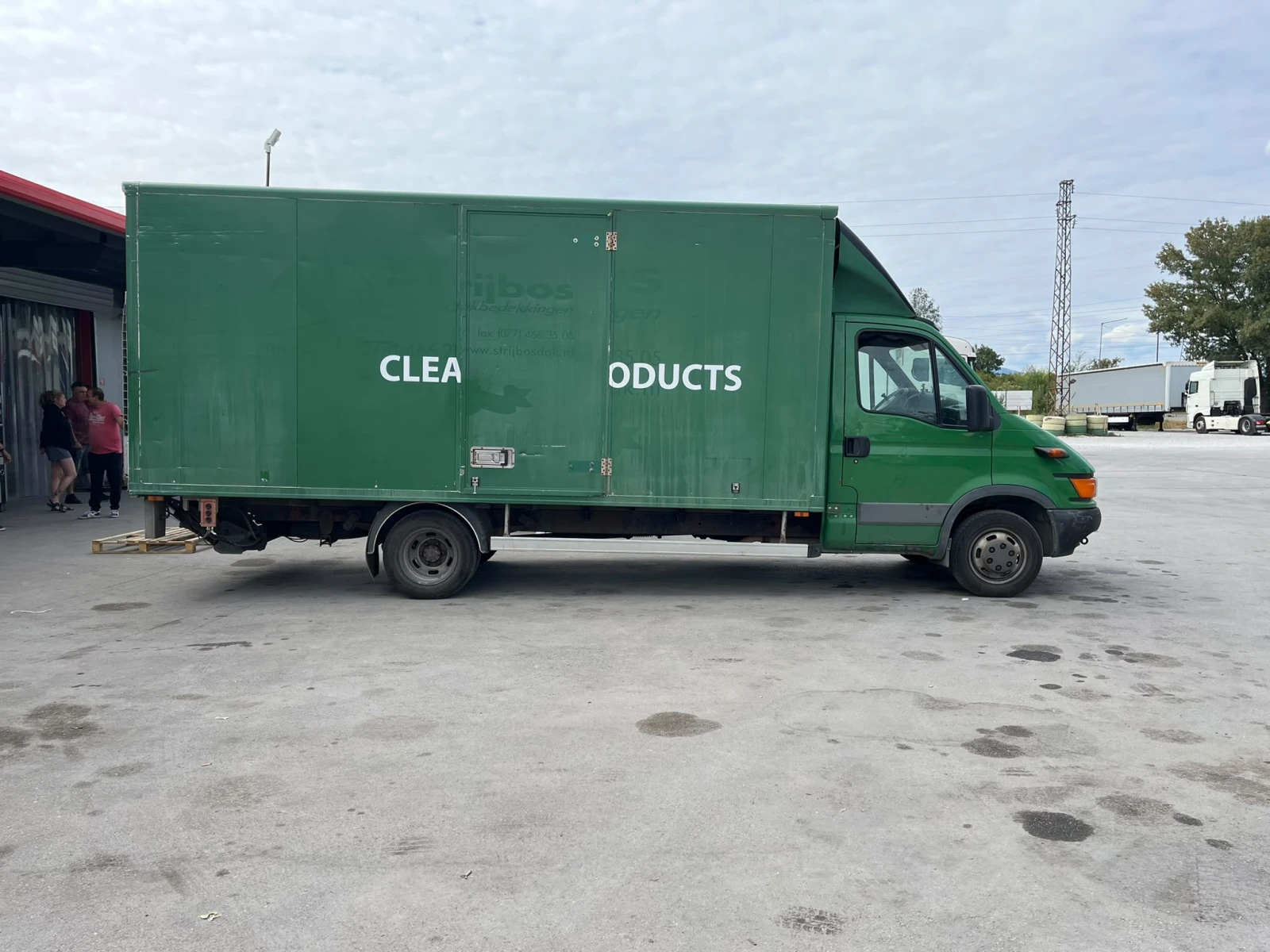 Iveco Daily, снимка 4 - Бусове и автобуси - 56083601