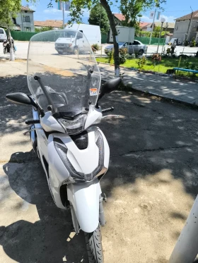 Обява за продажба на Honda Sh 125i ~3 900 лв. - изображение 1