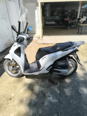 Обява за продажба на Honda Sh 125i ~3 900 лв. - изображение 2