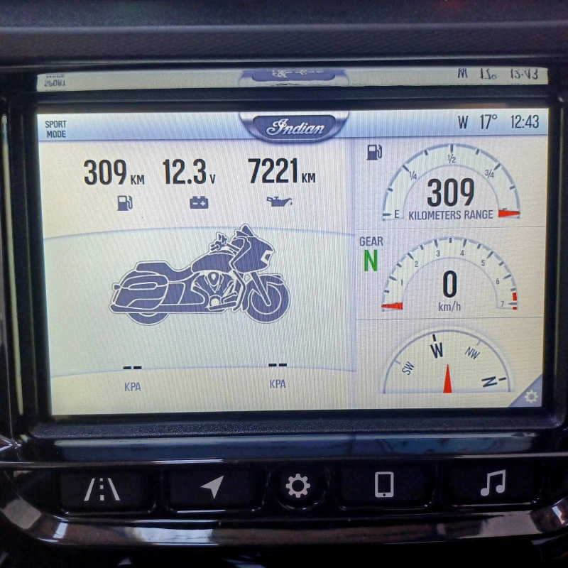 Indian Challenger Dark Horse Black Smoke, снимка 13 - Мотоциклети и мототехника - 52063954