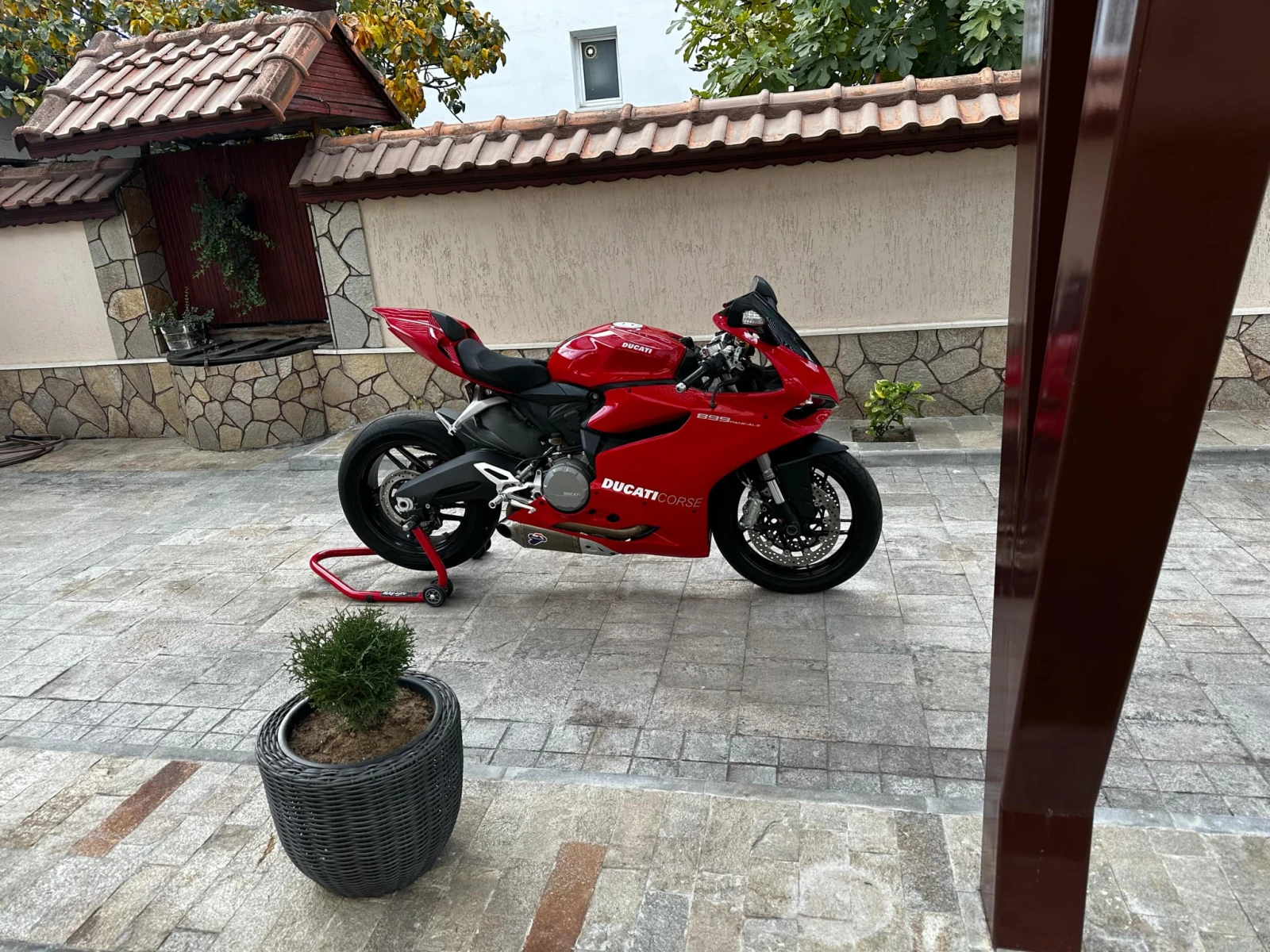 Ducati Panigale 899 - изображение 4