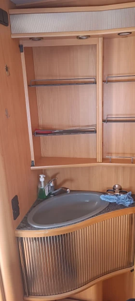 Кемпер Fiat LMC, снимка 13 - Каравани и кемпери - 53602753