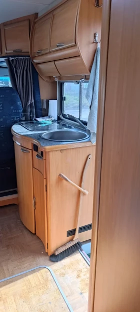 Кемпер Fiat LMC, снимка 16 - Каравани и кемпери - 53602753