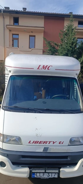 Кемпер Fiat LMC, снимка 3 - Каравани и кемпери - 53602753