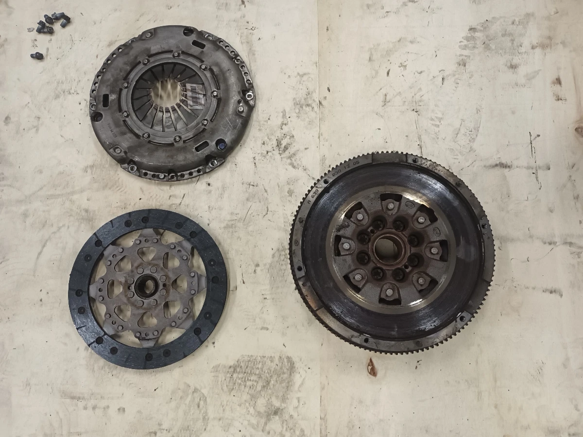      1.5,  | Mobile.bg   1