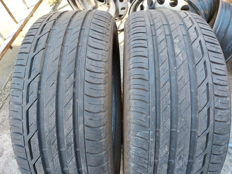 Гуми Летни 225/50R17, снимка 1 - Гуми и джанти - 36801459