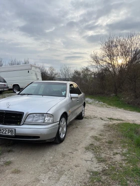 Mercedes-Benz C 180 - 600 € / 1173.50 лв. - 28316085 2