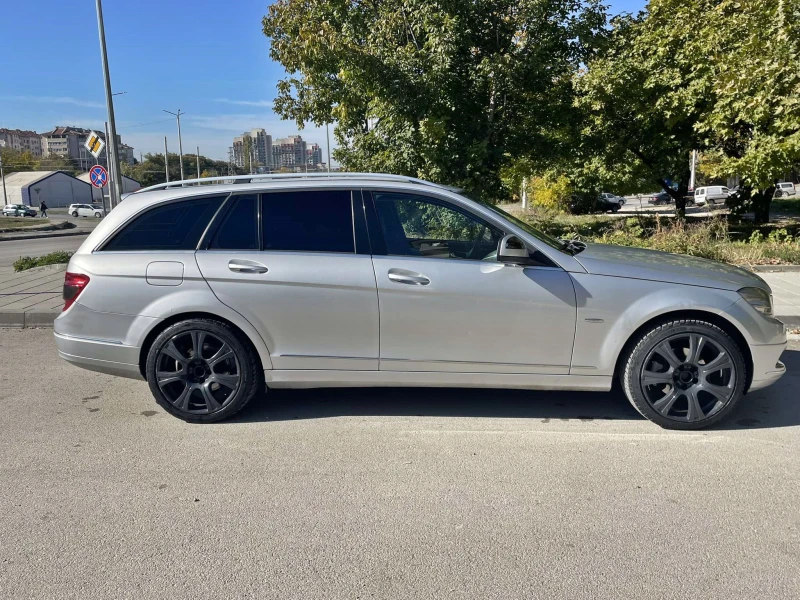 Mercedes-Benz C 220 2.2, снимка 3 - Автомобили и джипове - 47734184