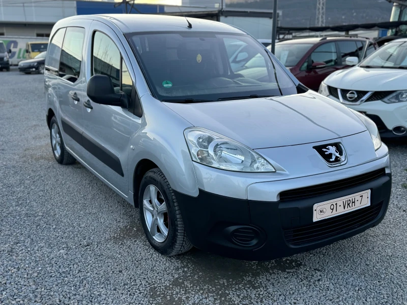 Peugeot Partner 1.6HDI 90кс 2+ 1Места Товарно Климатик , снимка 2 - Автомобили и джипове - 49378507