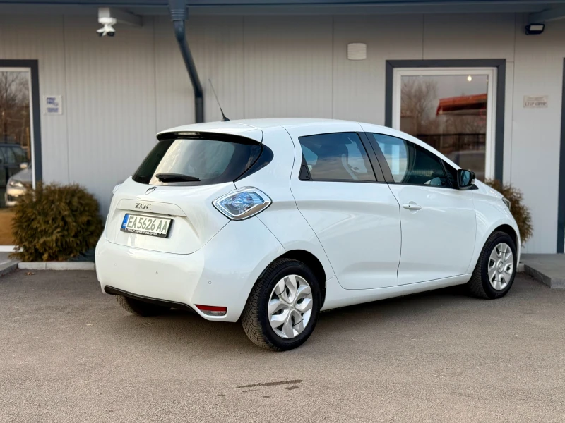 Renault Zoe * 42kw* Swiss, снимка 4 - Автомобили и джипове - 51248366