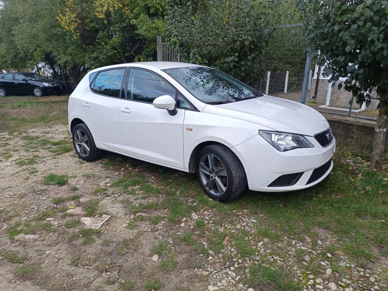 Seat Ibiza 1.2 12V, снимка 11 - Автомобили и джипове - 52068789