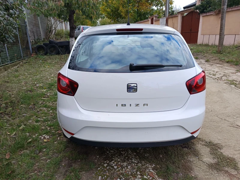 Seat Ibiza 1.2 12V, снимка 6 - Автомобили и джипове - 52068789