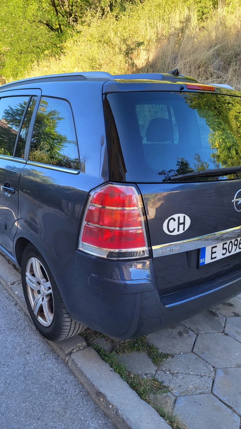 Opel Zafira, снимка 2 - Автомобили и джипове - 52485094