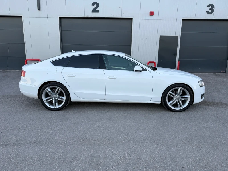 Audi A5 3.0tdi 239k.c* Sportback* Quattro* Led* ЛИЗИНГ, снимка 4 - Автомобили и джипове - 52605843