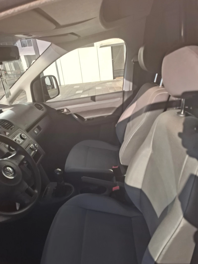 VW Caddy TDI Maxi, снимка 8 - Автомобили и джипове - 52803070