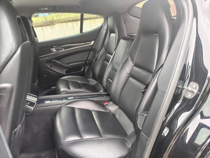 Porsche Panamera 3.0D CarPlay/AndroidAuto Black edition, снимка 9 - Автомобили и джипове - 53194361