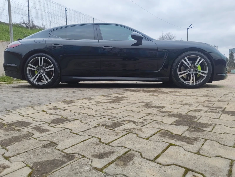 Porsche Panamera 3.0D CarPlay/AndroidAuto Black edition, снимка 4 - Автомобили и джипове - 53194361