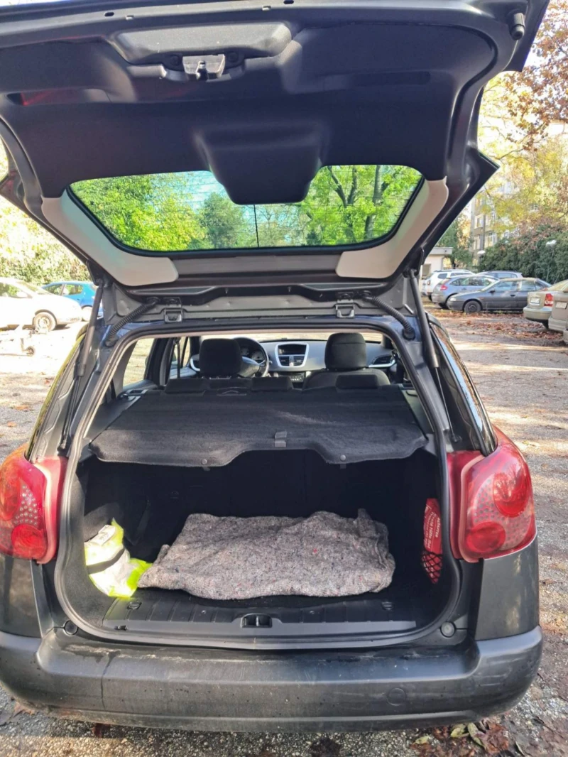 Peugeot 207 1, 4, снимка 8 - Автомобили и джипове - 53271226