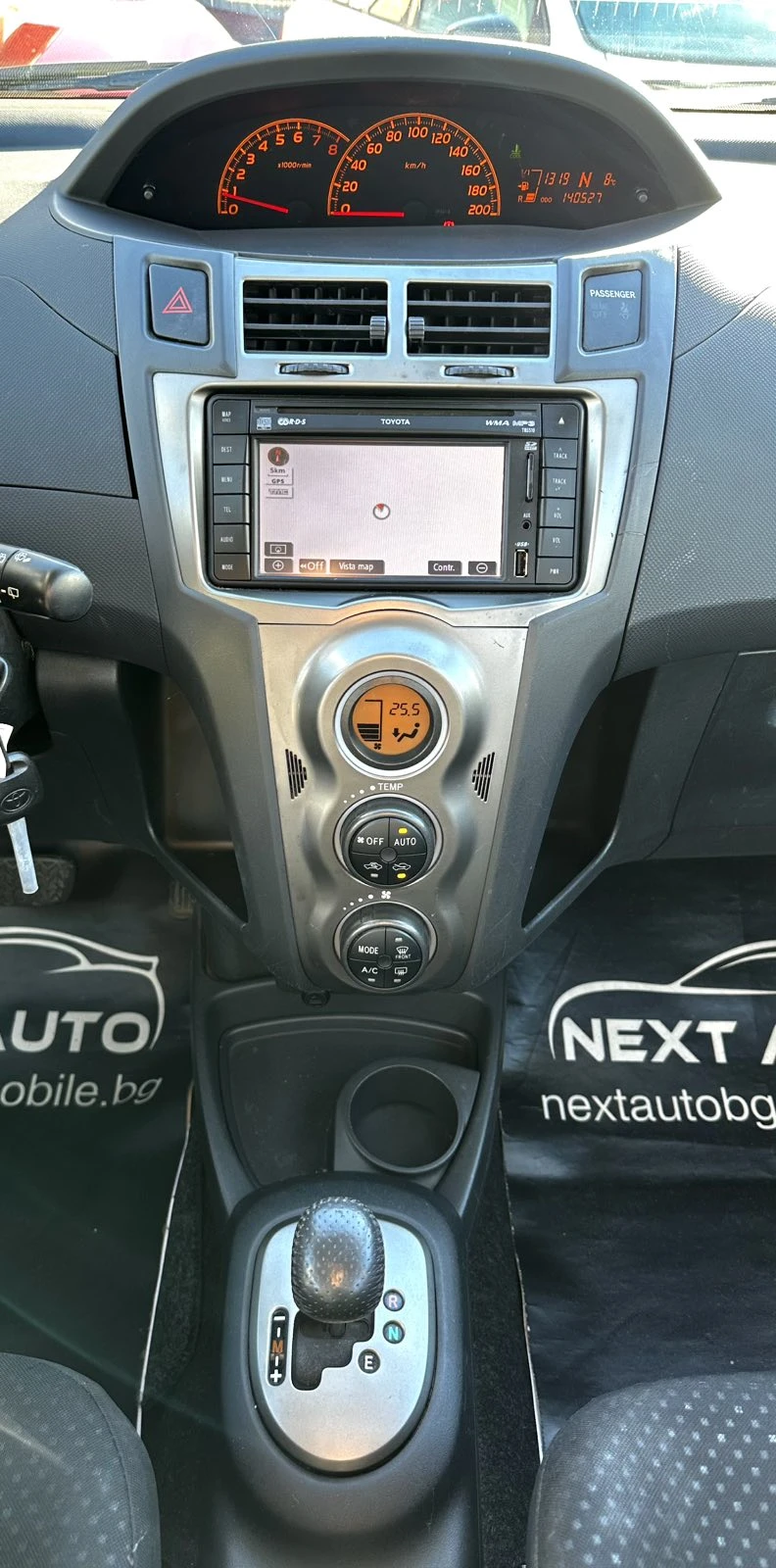 Toyota Yaris 1.3i 99HP 140 000KM AUTOMAT CAMERA EURO5B - изображение 10