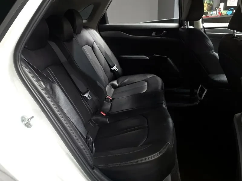 Kia K5 1.6 TURBO PRESTIGE, снимка 12 - Автомобили и джипове - 54869488