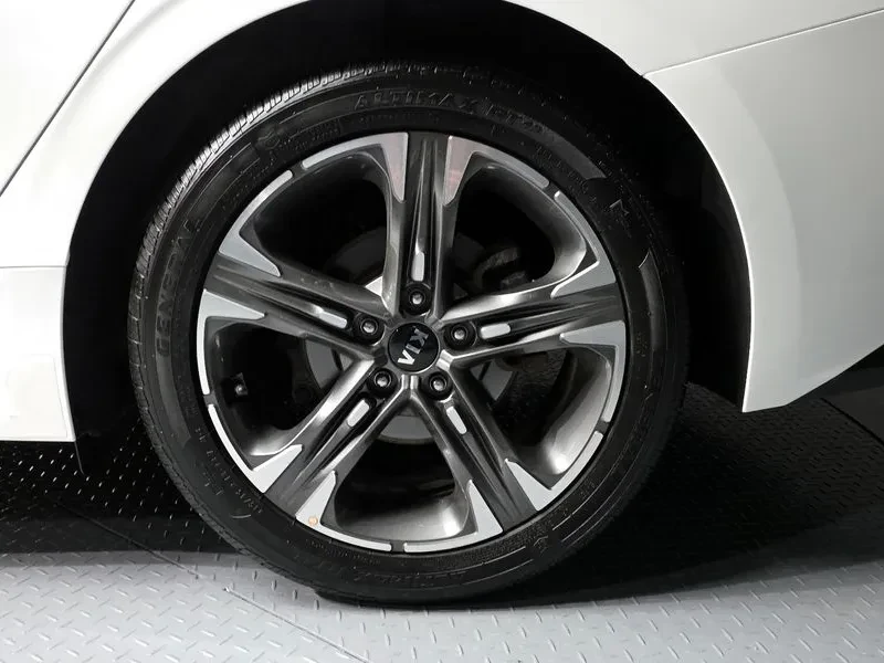 Kia K5 1.6 TURBO PRESTIGE, снимка 5 - Автомобили и джипове - 54869488