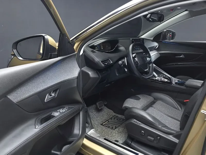 Peugeot 5008 1.6 Bluehdi Allure, снимка 10 - Автомобили и джипове - 55830728