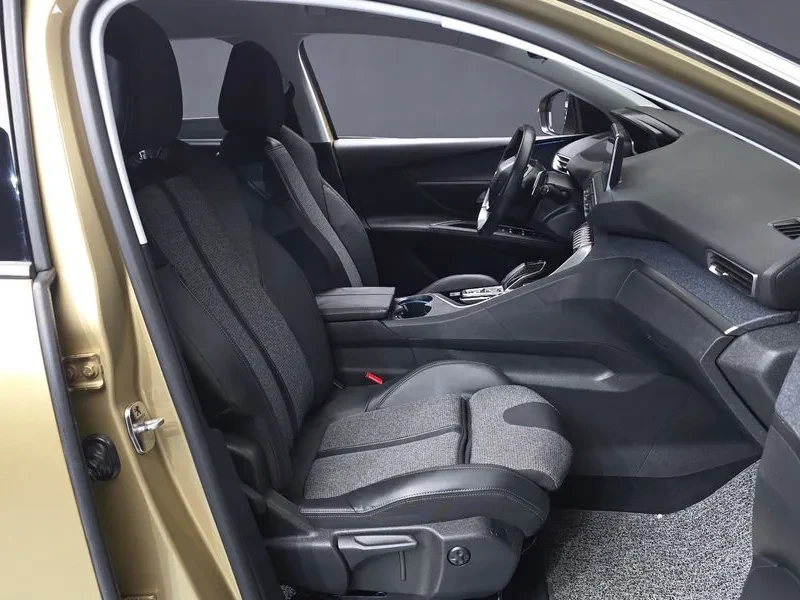 Peugeot 5008 1.6 Bluehdi Allure, снимка 11 - Автомобили и джипове - 55830728