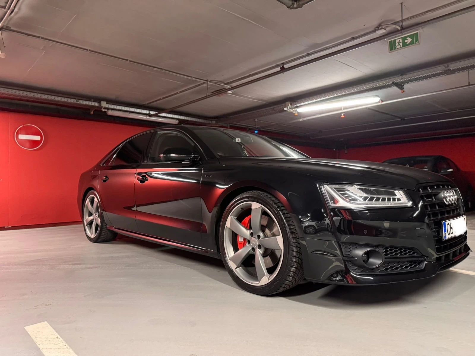 Audi A8 Audi A8 Exclusive 4.2 385 hp. - изображение 3