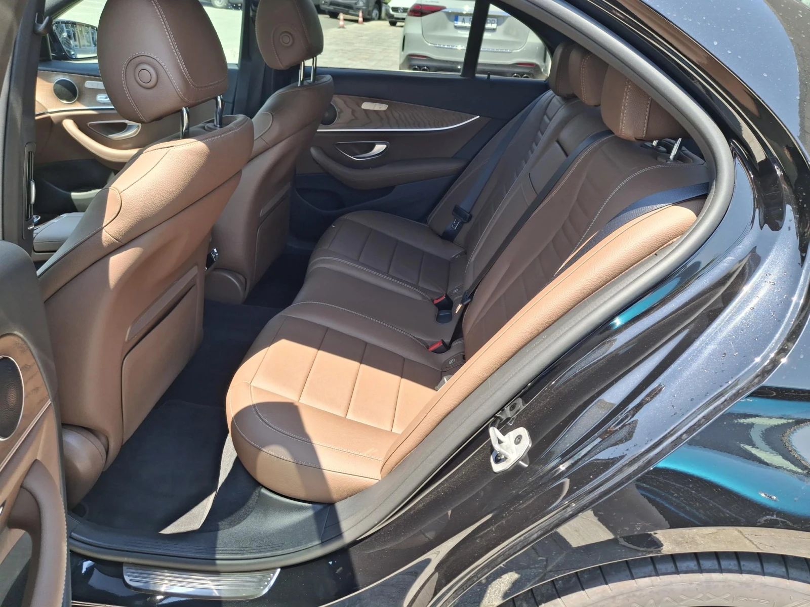 Mercedes-Benz E 400 d 4MATIC - изображение 7