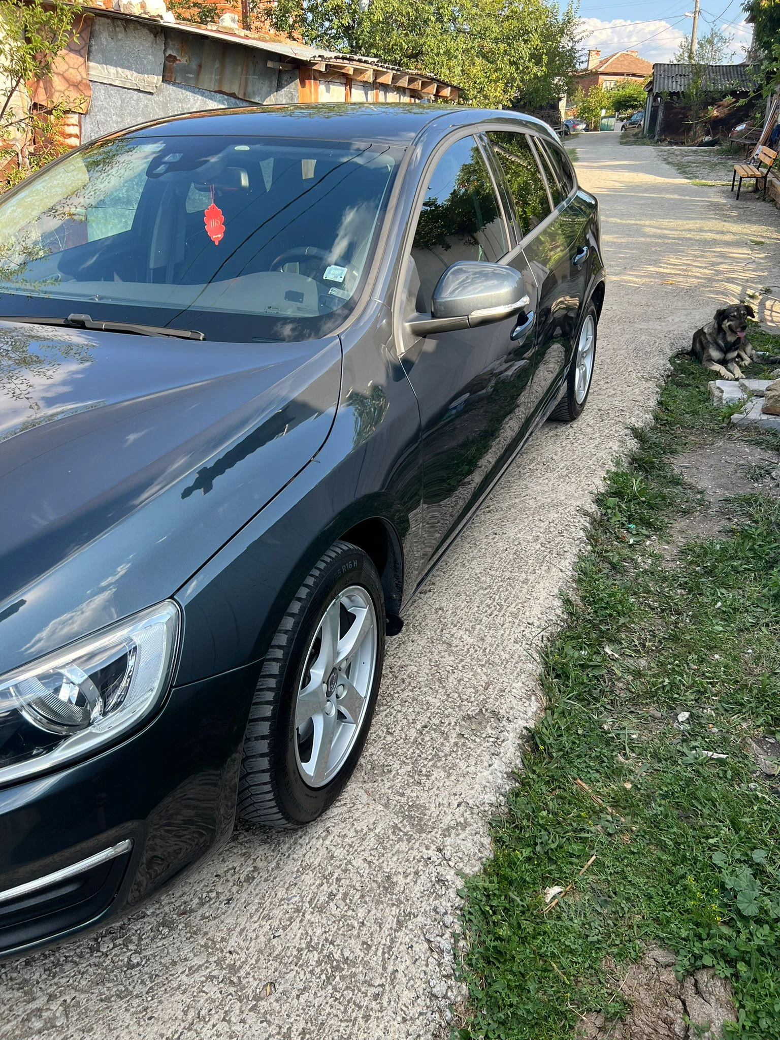 Volvo V60  - изображение 3