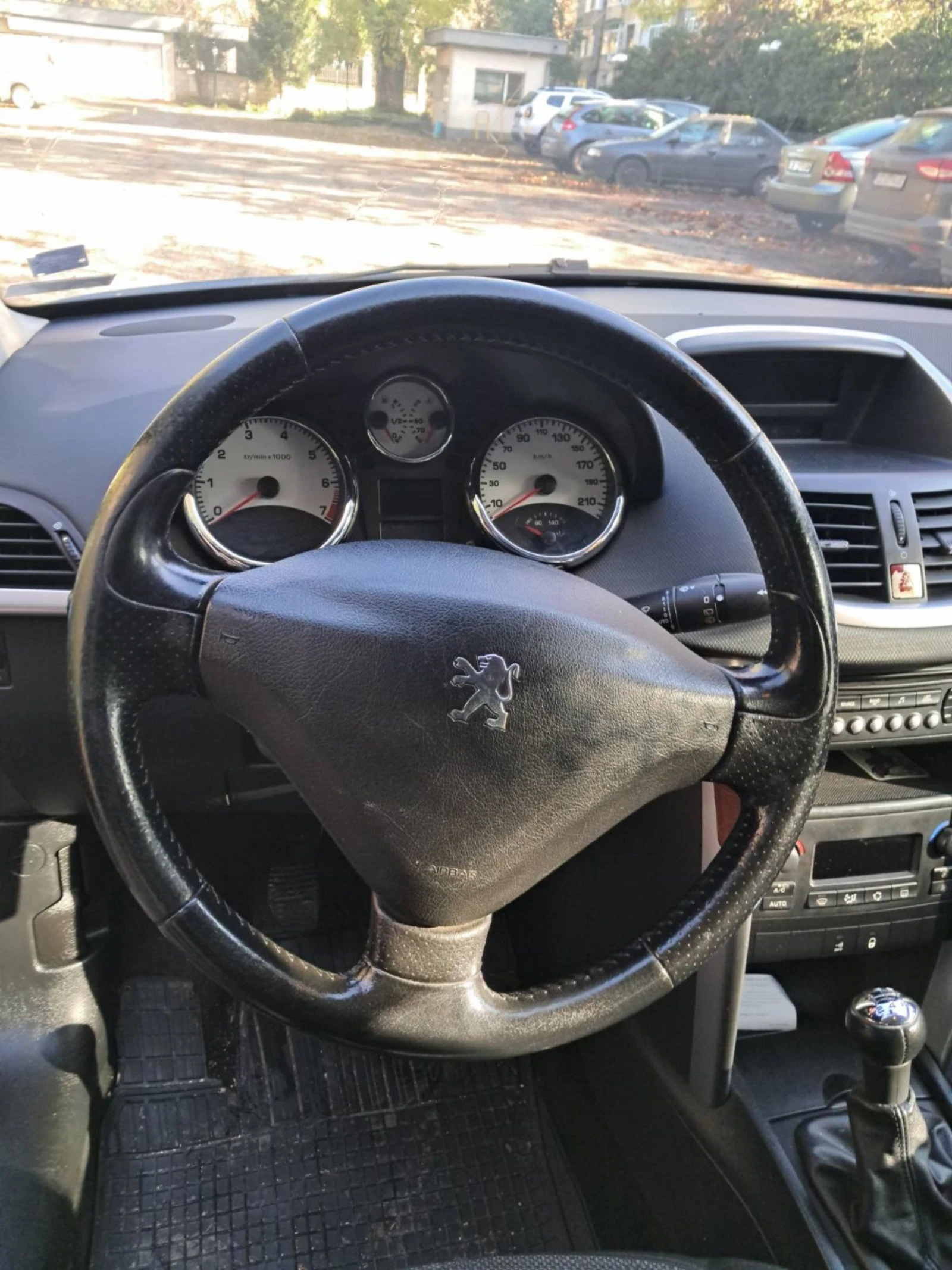 Peugeot 207 1, 4 - изображение 6