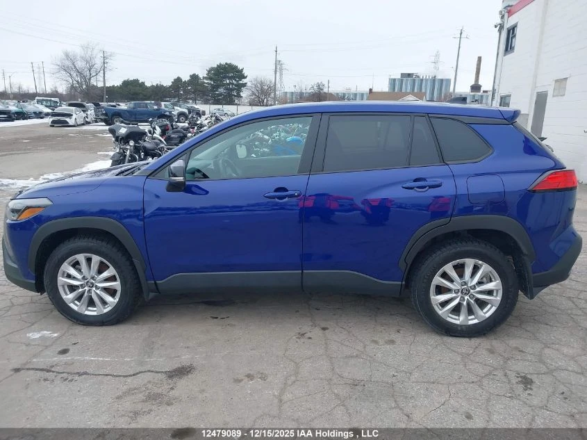 Toyota Corolla Cross 15k km* AWD* LE* Камера* Подгрев* м.Точки - изображение 7