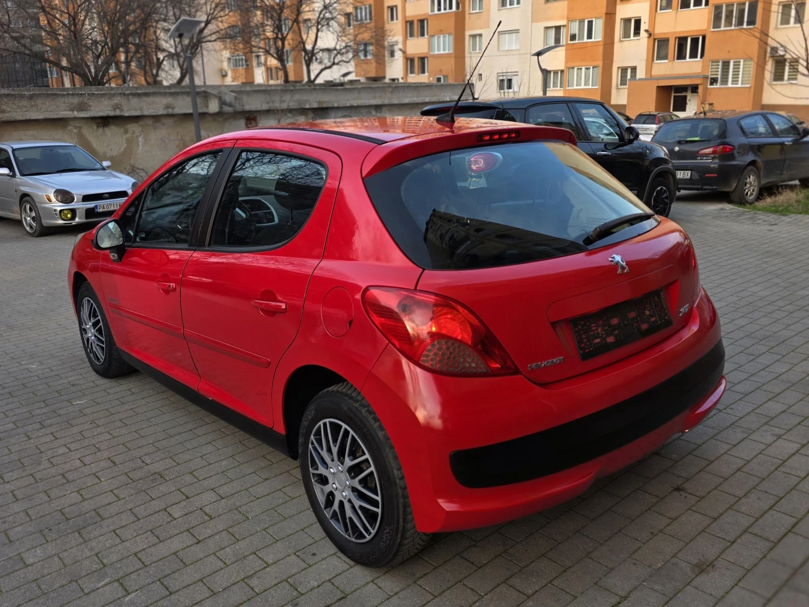 Peugeot 207 EDITION/AVTOPILOT, снимка 4 - Автомобили и джипове - 53699356