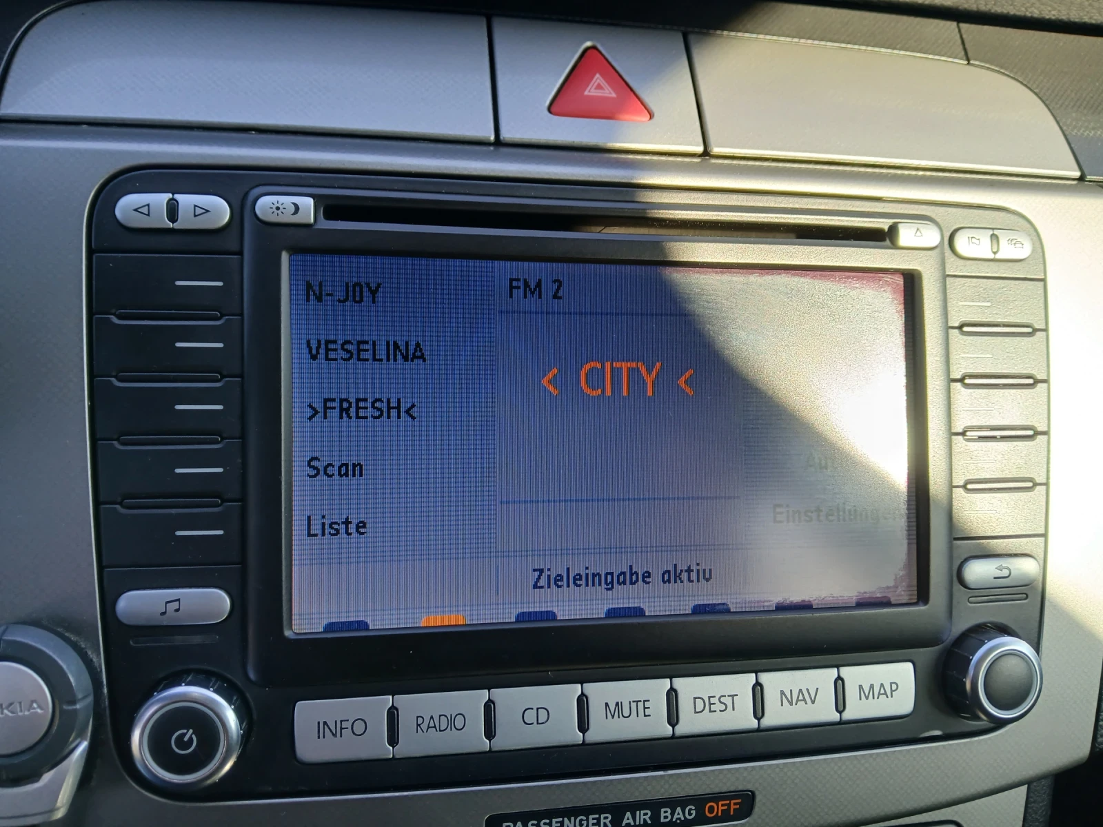 VW Passat, снимка 6 - Автомобили и джипове - 53844895