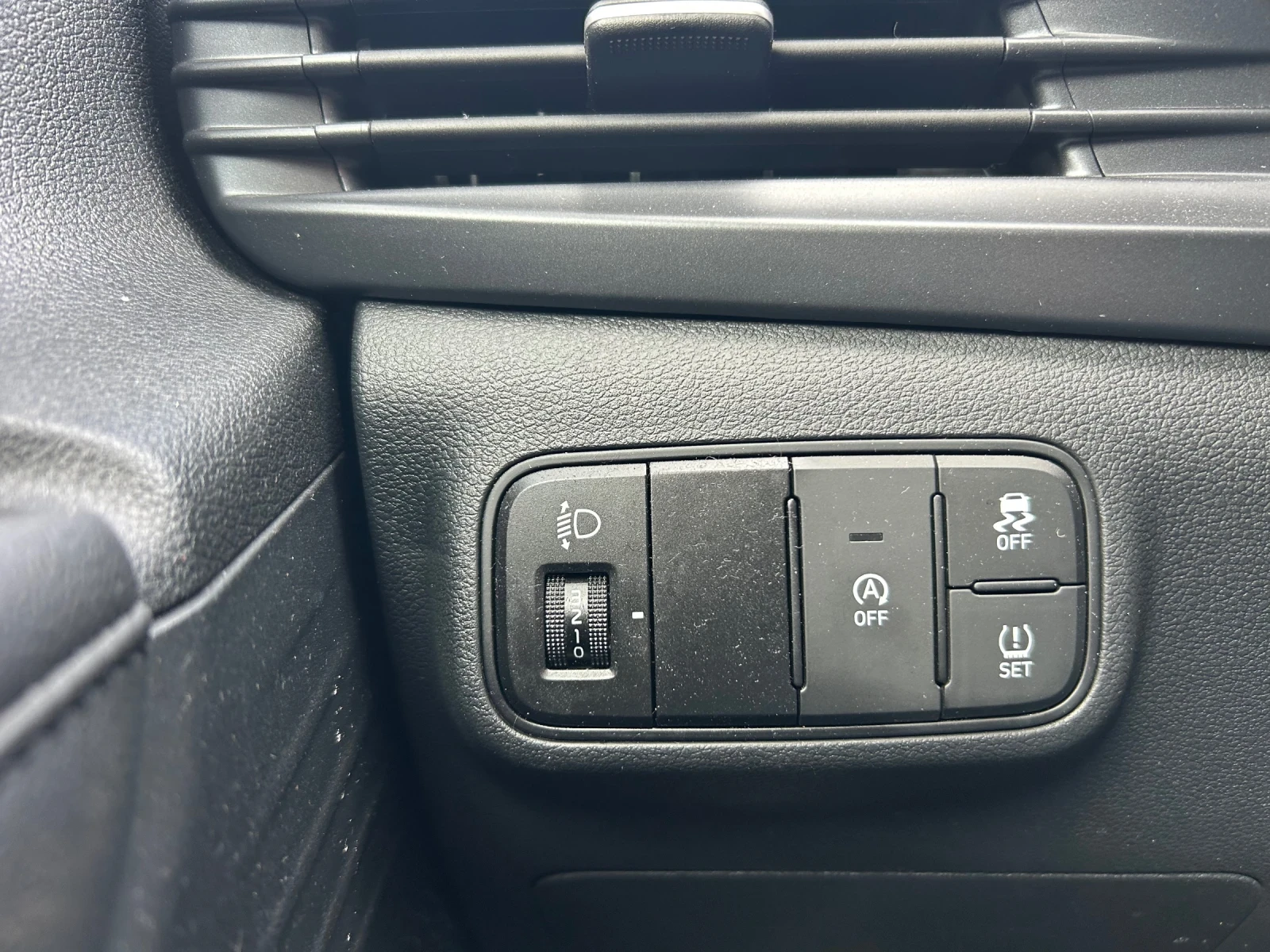 Hyundai Bayon 1.0i-Hibrido 99k.c euro6D, снимка 14 - Автомобили и джипове - 54005917