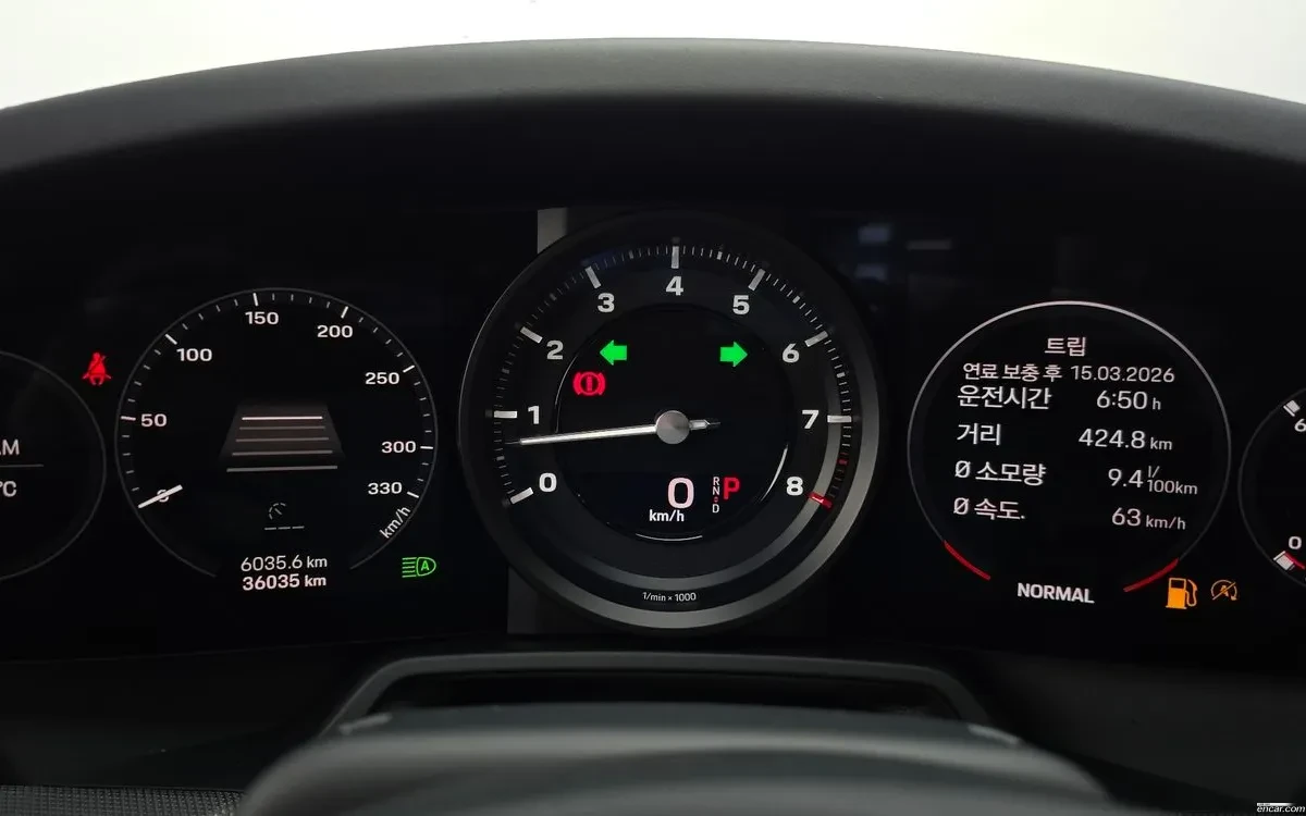 Porsche 911 * ОБДУХ * BOSE * 360 * ЛЮК, снимка 8 - Автомобили и джипове - 54832469