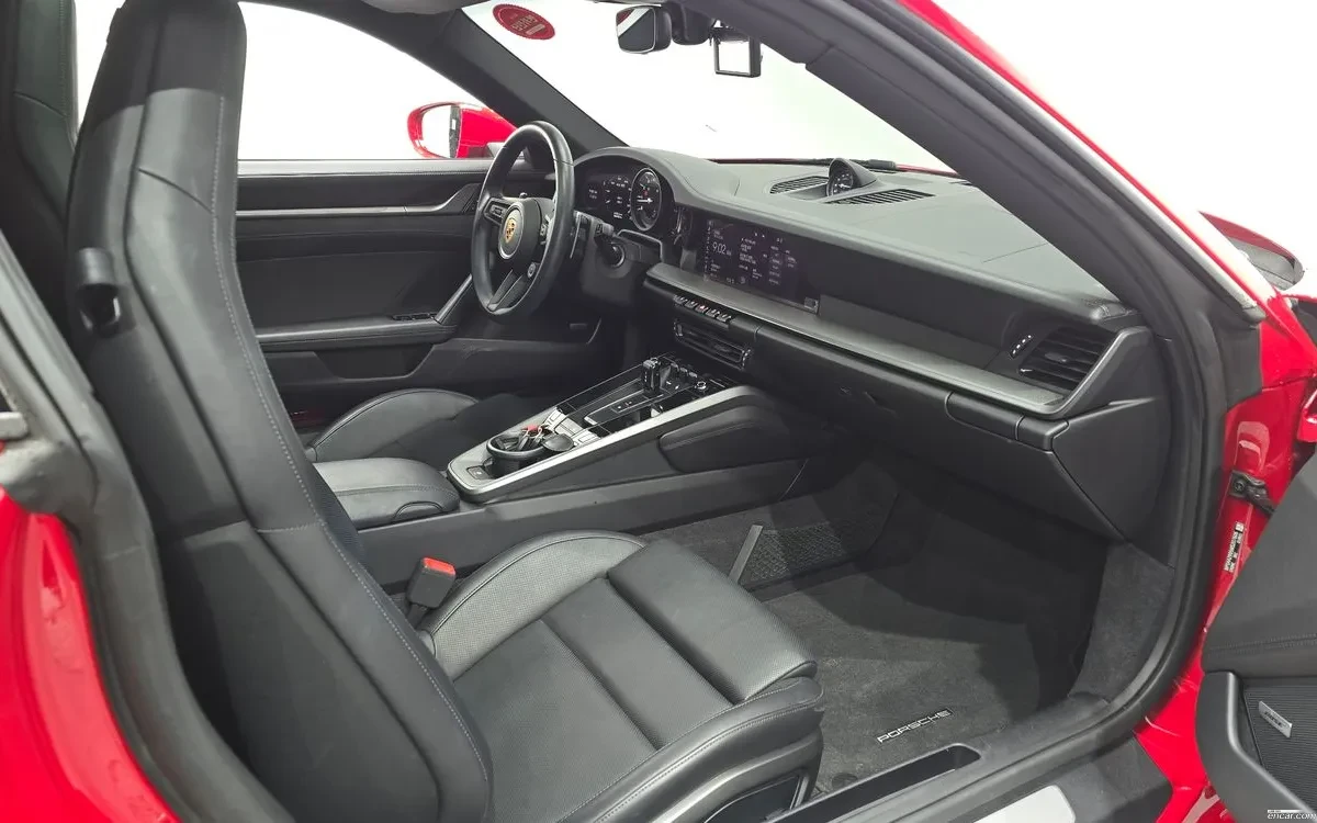 Porsche 911 * ОБДУХ * BOSE * 360 * ЛЮК, снимка 12 - Автомобили и джипове - 54832469