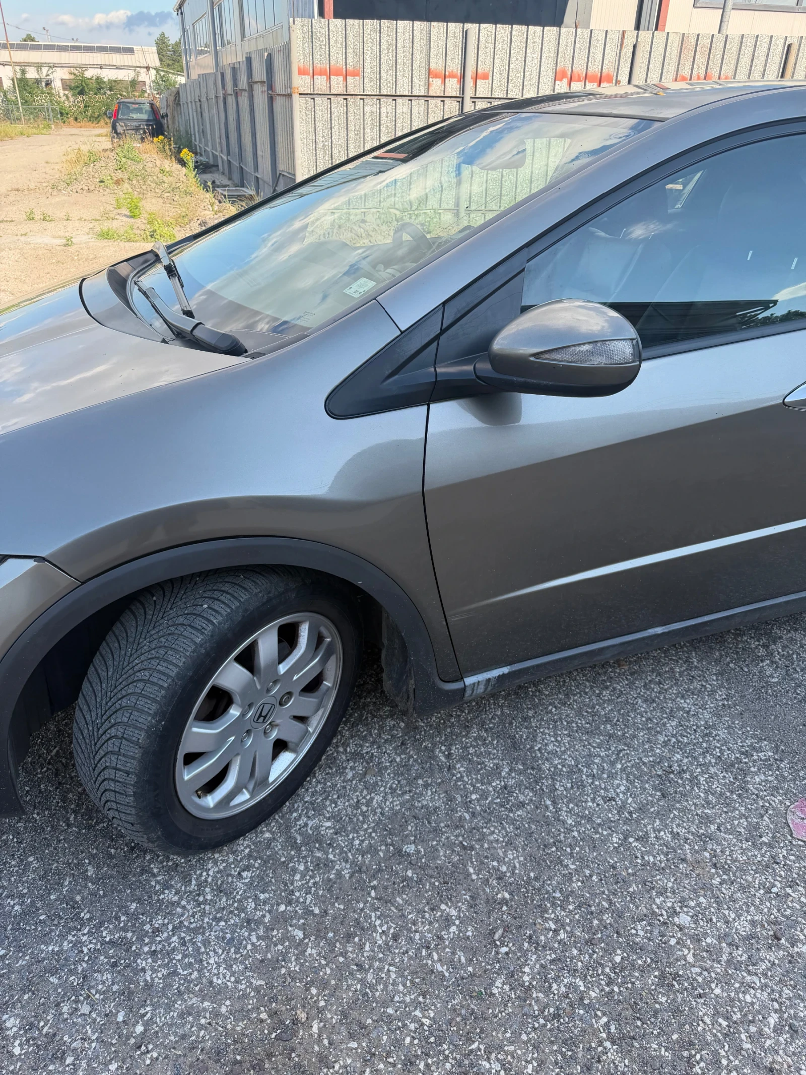 Honda Civic 1.8 140 бензин, снимка 12 - Автомобили и джипове - 54973795
