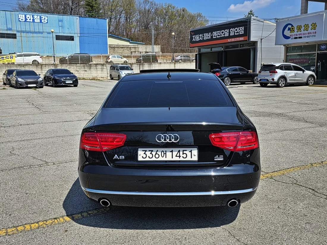 Audi A8 4.2T 360CAM/PANO/EKPAHИ/МАСАЖИ/, снимка 6 - Автомобили и джипове - 55190860