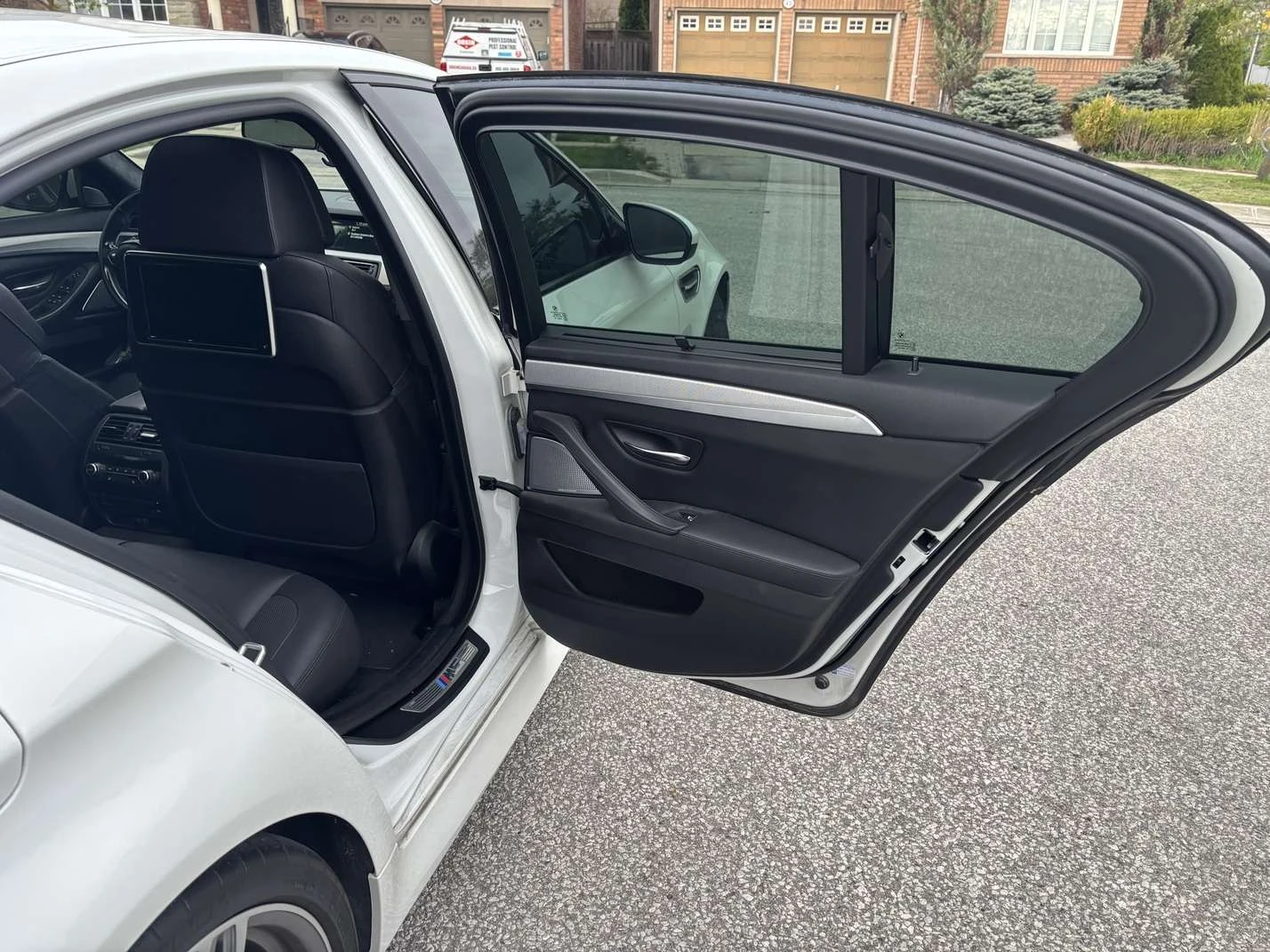 BMW M5 ������, ���� �� �� | Mobile.bg � ����������� 11