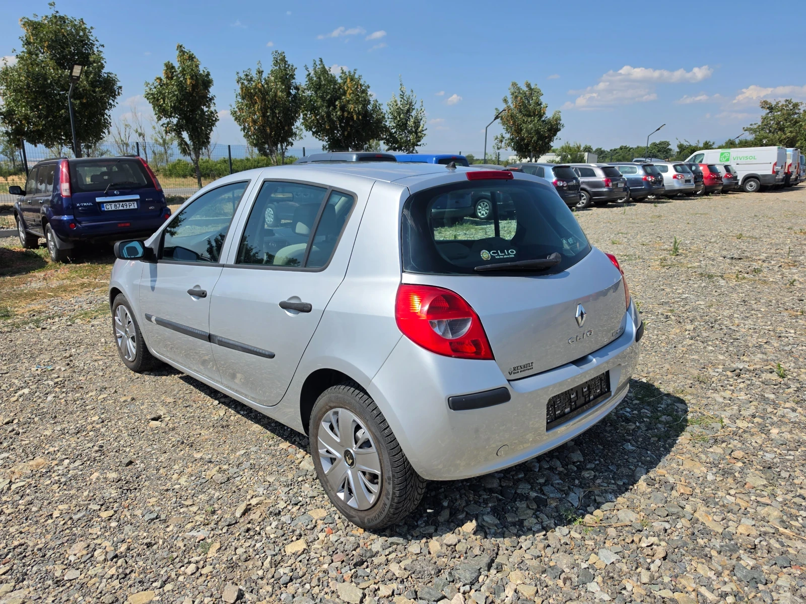 Renault Clio 1.2i, снимка 4 - Автомобили и джипове - 55557229