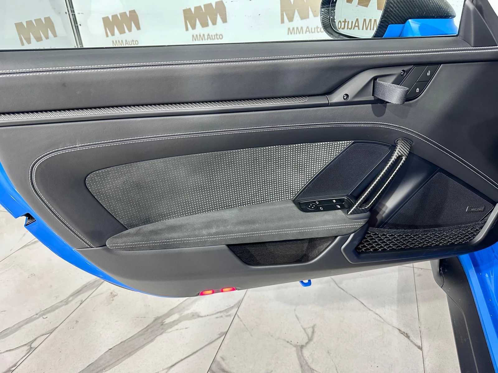 Porsche 911 GT3 RS Weissach Pack* Custom Exhaust* Lift* Carbon, снимка 6 - Автомобили и джипове - 55717793