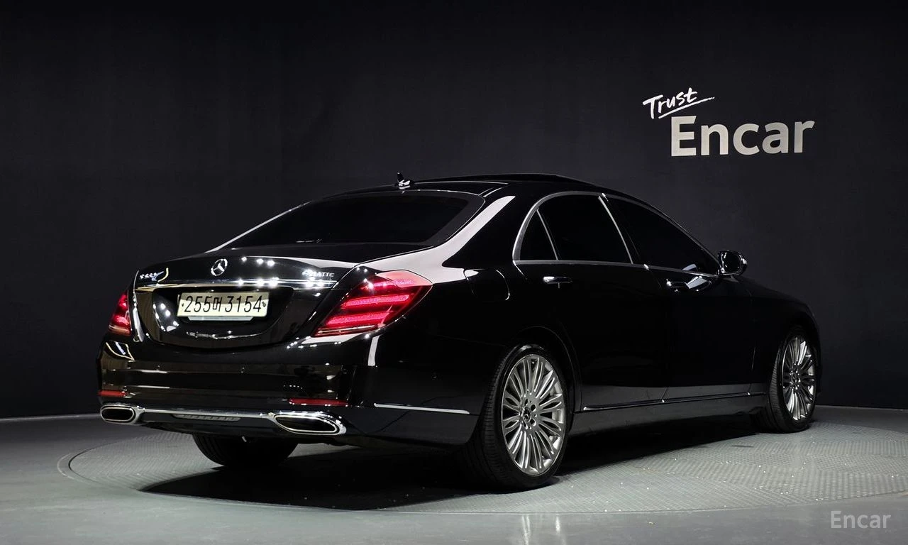 Mercedes-Benz S 560 L* 4MATIC* BURMESTER* ДИГИТАЛНО* ТАБЛО* ОБДУХВАНЕ*, снимка 2 - Автомобили и джипове - 55902416