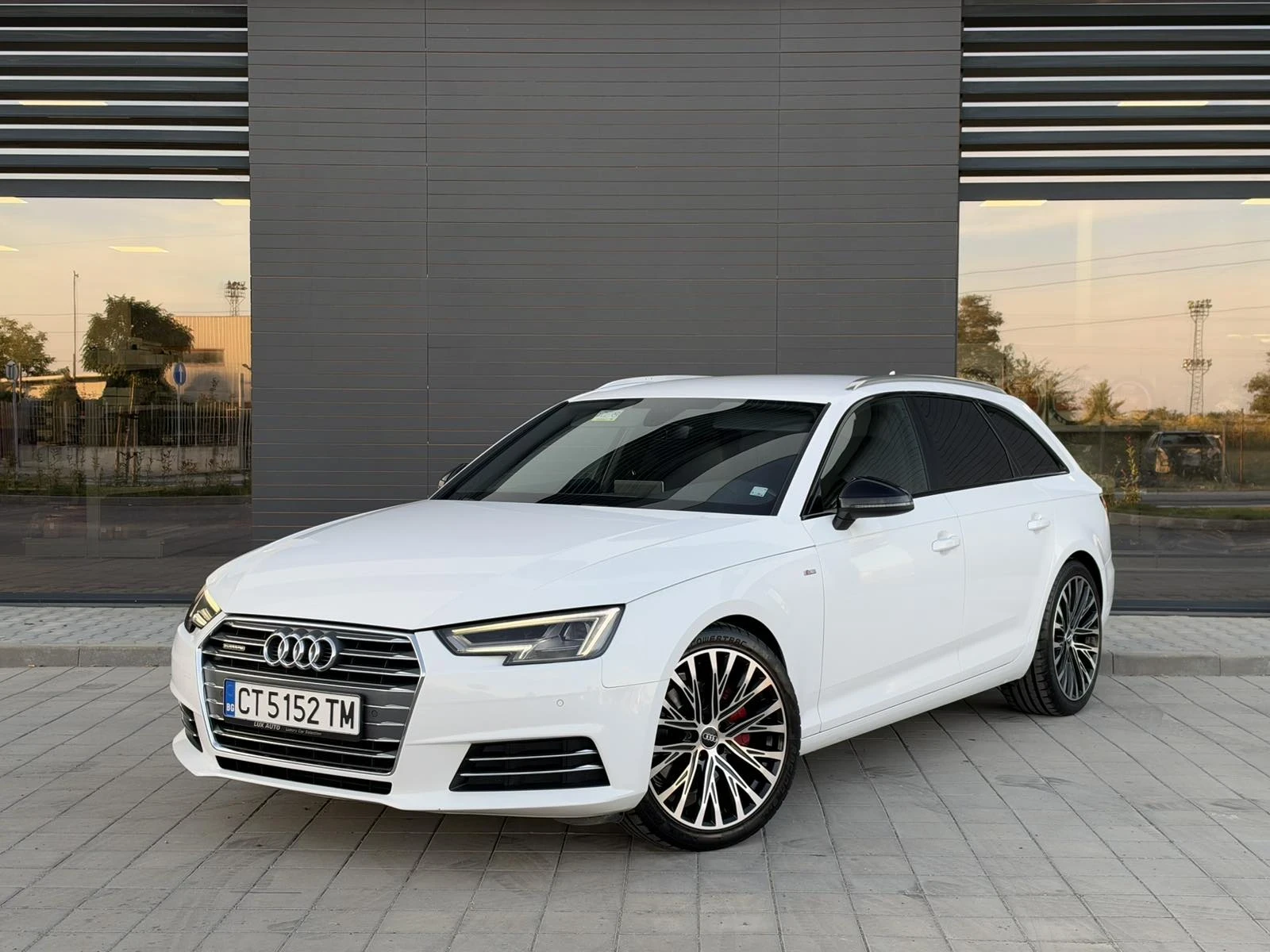 Audi A4 MATRIX* S-LINE, снимка 3 - Автомобили и джипове - 56461839