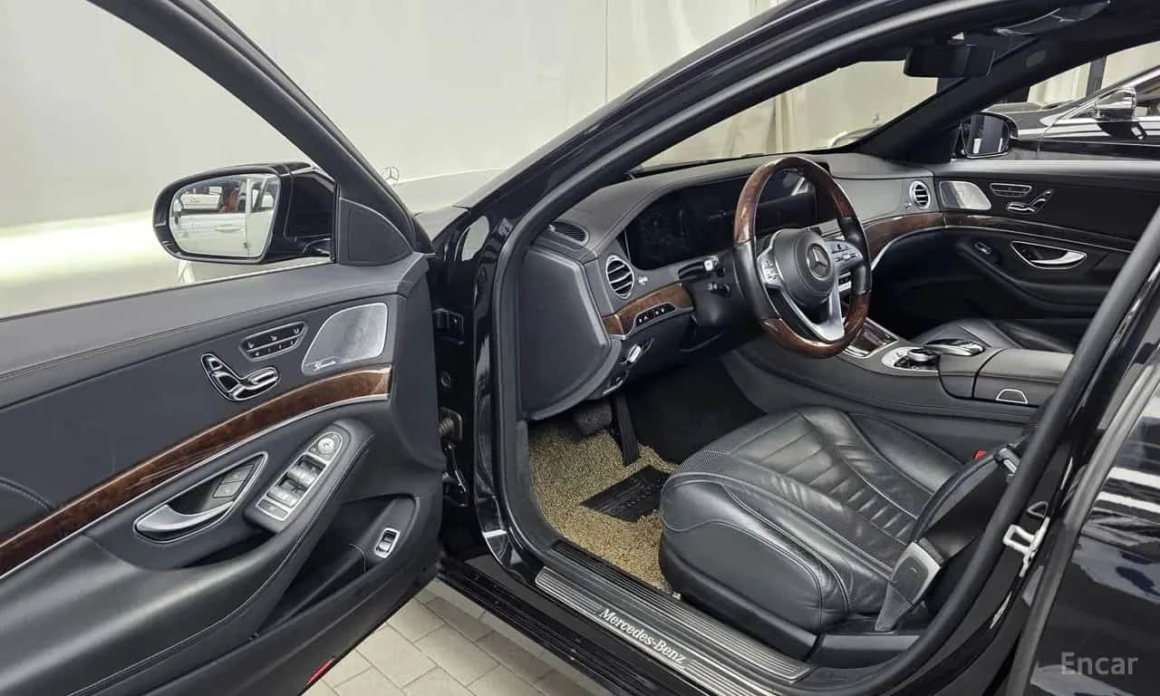 Mercedes-Benz S 560 * S560L 4MATIC * , снимка 10 - Автомобили и джипове - 56596276