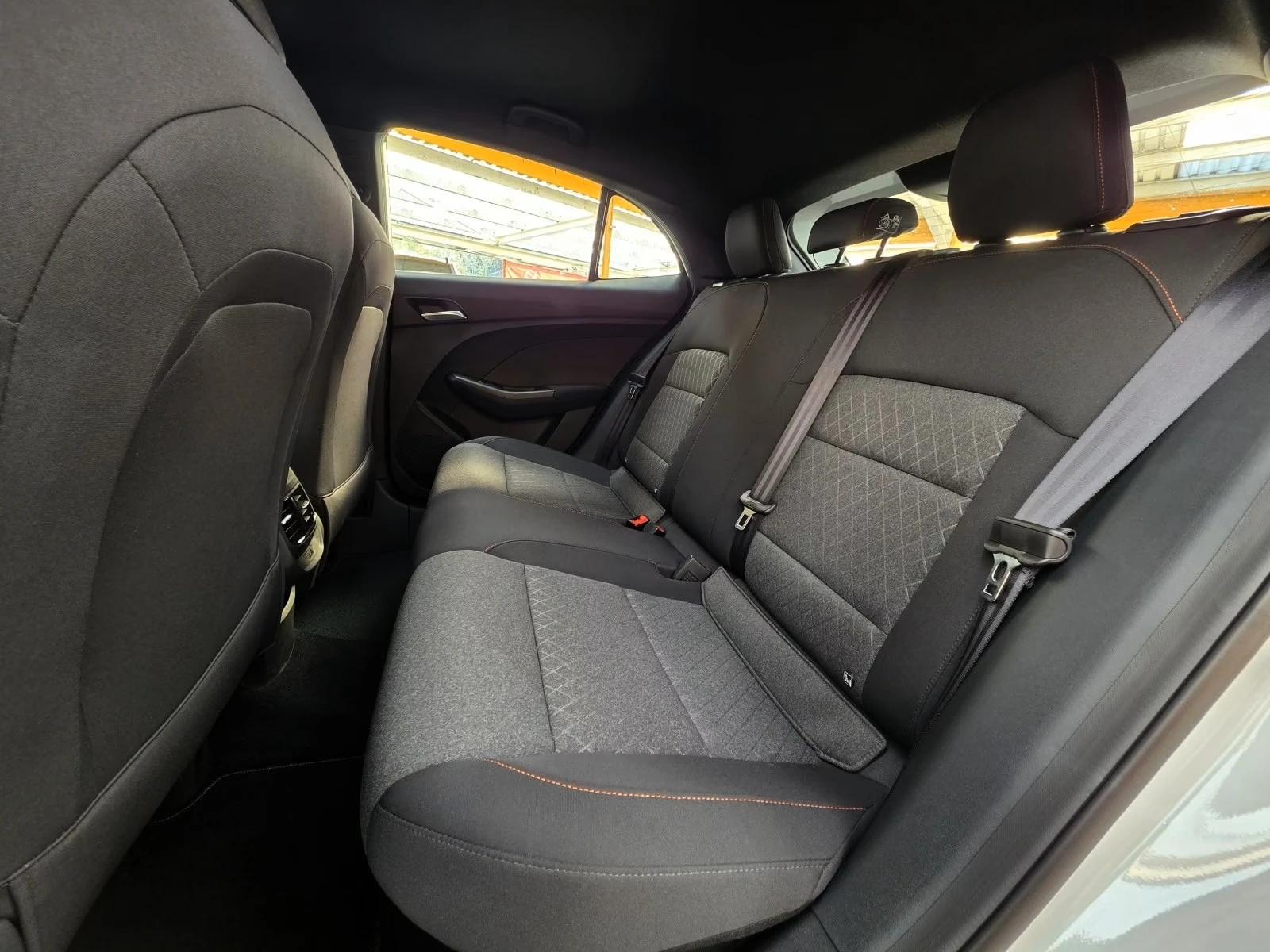 Mg 3 Hybrid CAMERA/ NAVI / , снимка 15 - Автомобили и джипове - 56621845