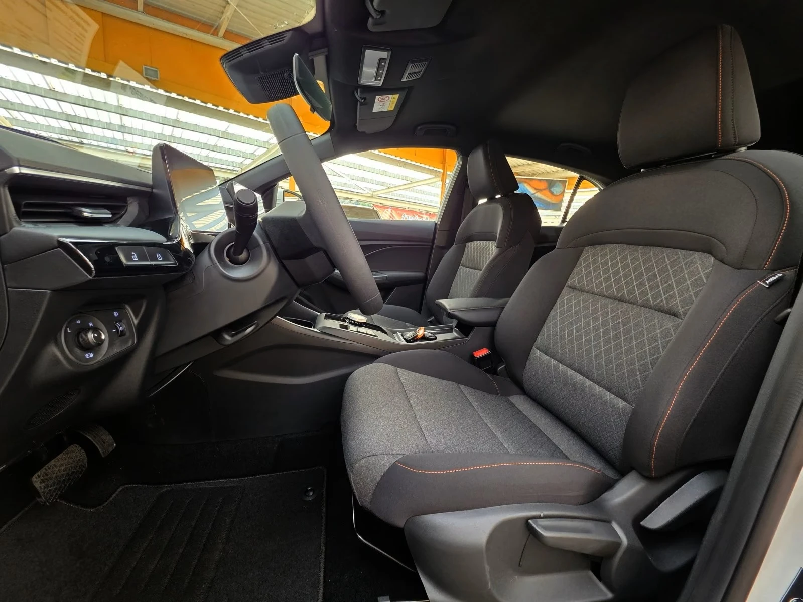 Mg 3 Hybrid CAMERA/ NAVI / , снимка 5 - Автомобили и джипове - 56621845