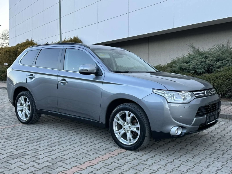 Mitsubishi Outlander 2.2 DID 4X4 7 МЕСТА TOP FULL ШВЕЙЦАРИЯ, снимка 3 - Автомобили и джипове - 49514217