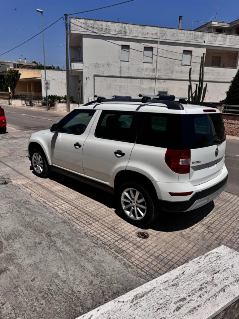 Skoda Yeti, снимка 3 - Автомобили и джипове - 52116274