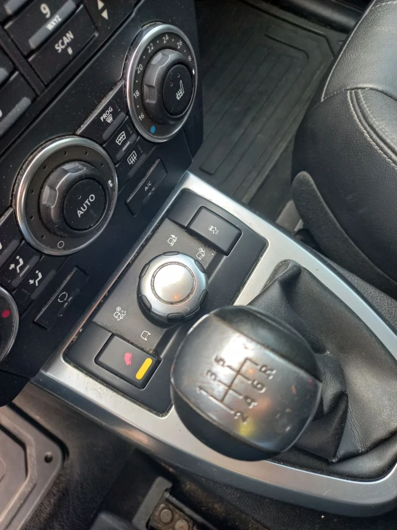 Land Rover Freelander 2.2 td4 HSE, снимка 7 - Автомобили и джипове - 52406508